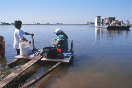 Ferry stop at Porto da Manga, near Corumbá